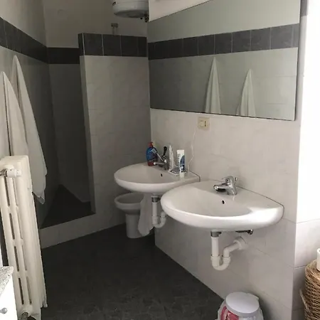 Budu Apartment 都灵